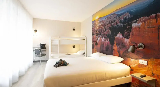 Standart dört kişilik oda Break Hotel