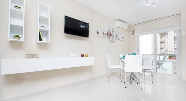 Апартаменты с видом на город Rent Corro X32