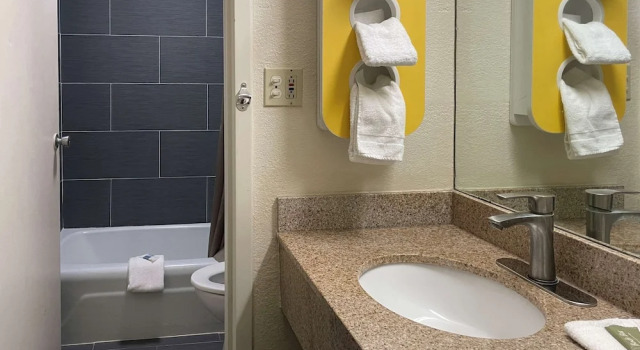 Двухместный номер Standard Econo Lodge Yemassee