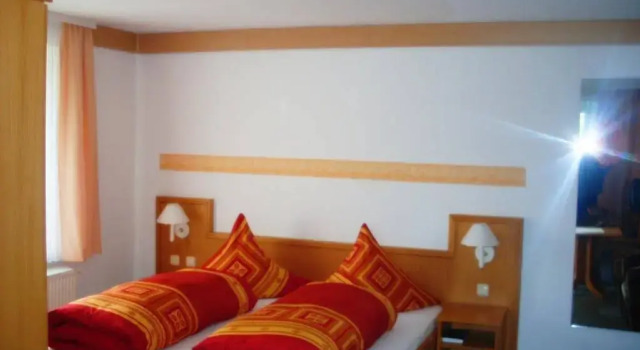 Hotel Heilbrunnen, Rezervasyon Otel Ore Mountains oteller ve konaklama yerleri, Otel