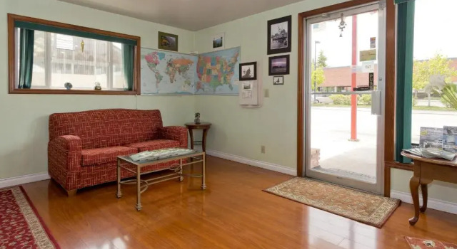 Flagstone Motel