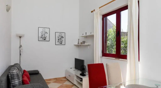 Апартаменты c 1 комнатой с видом на сад Apartments Franka
