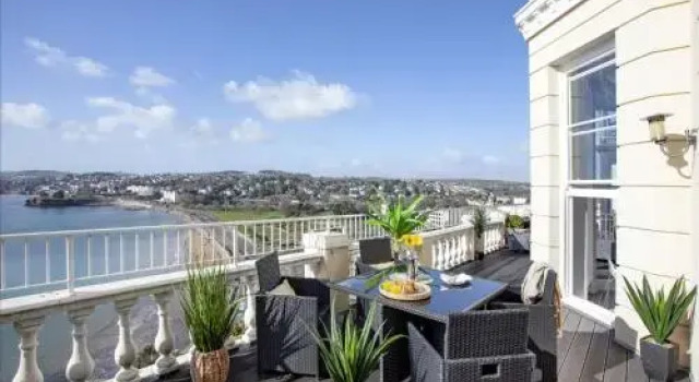 Sea-la-Vie 9 Astor House Torquay, Забронировать Отель Отели Торки 4 звезды, рядом с Художественно-исторический музей Торр-Эбби, 4*