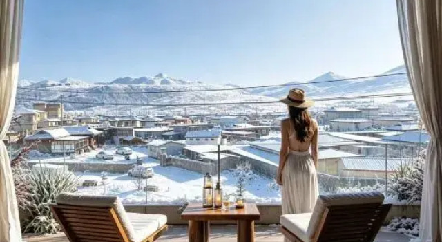 Shijianfang Cloud Scenic Inn, Varaa Hotelli Sertar Sichuan