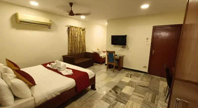 Люкс GT Grande Hotel-Near US Consulate