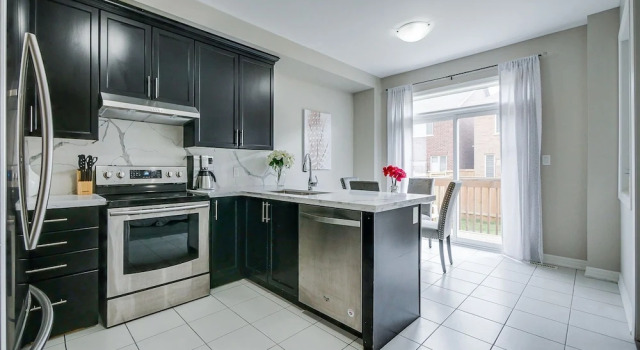 Семейный коттедж Aaira Suites 4 Bedroom