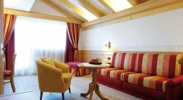 Двухместный номер Standard с балконом Nivis Hotel