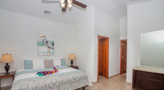 Lawson Rock - Yellowfish 211 2 Bedroom Condo by RedAwning, Rezervovat Hotel Sandy Bay Roatán