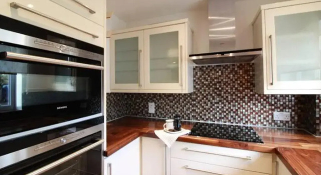Cheerful Two-Bedroom Residential Home