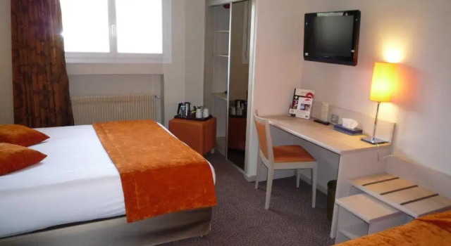 Трёхместный номер Comfort The Originals City, Hôtel Rey du Mont Sion, Saint-Julien-en-Genevois Sud