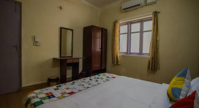 OYO 13390 Home Cozy 1BHK Candolim, Varaa Hotelli Candolim Pohjois-Goa