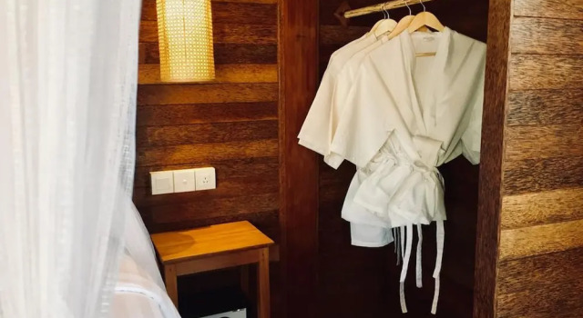 Gedong Nusa Hut's, Rezerwuj Hotel Hotele w Bali z parkingiem, Parking