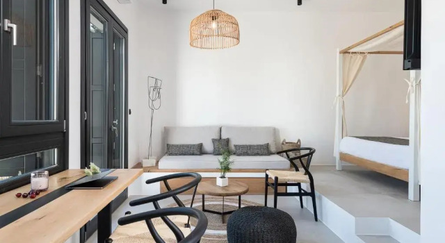 Athina Milos Suites, Prenota Appartamento Hotel a Milo con parcheggio, Parcheggio