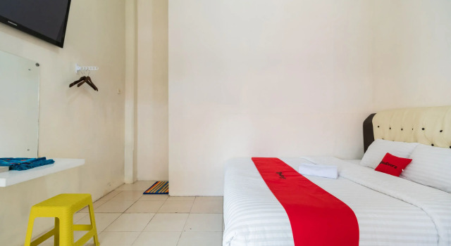RedDoorz Syariah Near Pasar Aur Kuning, Rezerwuj Hotel Bukittinggi Sumatra