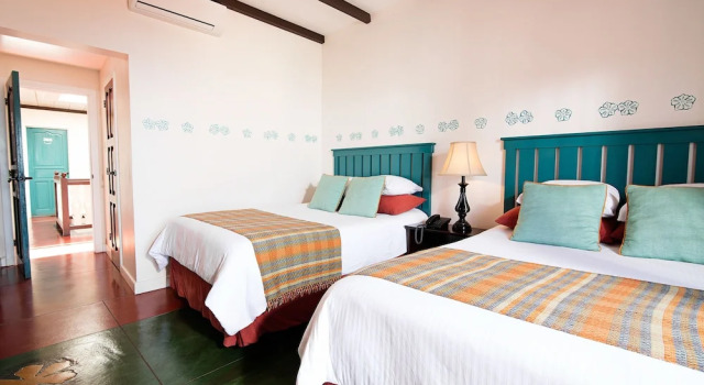 Четырёхместный номер Premium Hotel Isla de Flores