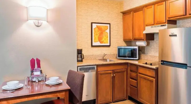 Четырёхместный люкс Residence Inn Huntsville