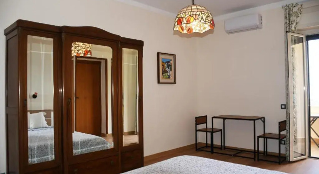 Двухместный номер Deluxe с балконом и с видом на море Villa Viuli