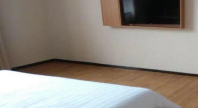 7Days Inn Loudi Lianyuan People's Square Bus Station, Varaa Hotelli Lianyuan Hunan