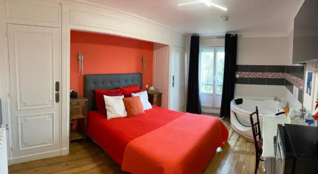 Номер Standard с видом на сад Chambres dHôtes Au coin du spa