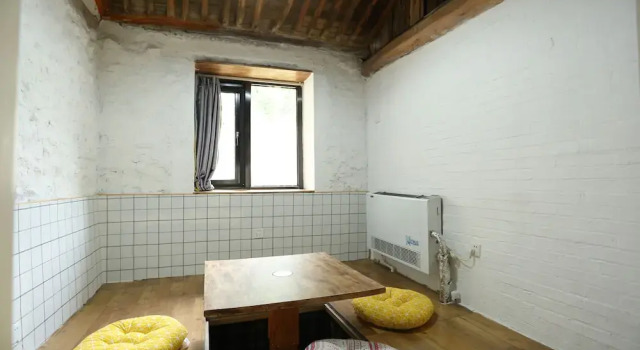 Roseann's Courtyard, Book Hotel Hoteller i Beijing Province med parkering, Parkering