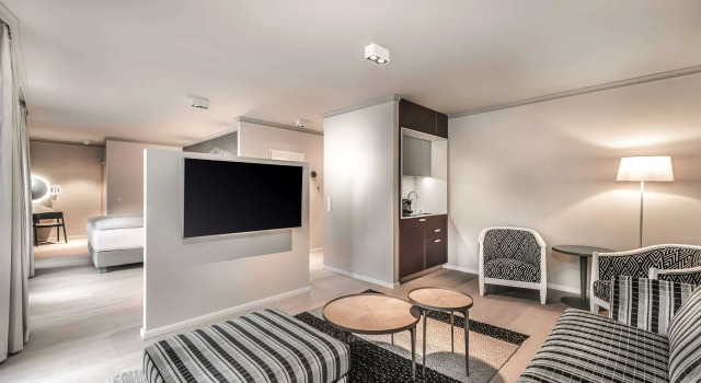 Полулюкс с балконом Steigenberger Hotel Treudelberg Hamburg