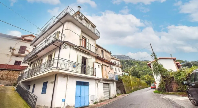 Beautiful Home in Bivongi With 2 Bedrooms and Wifi, Varaa Hotelli  