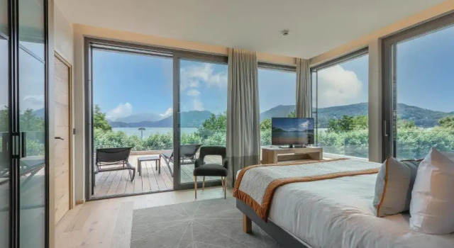 Номер Standard Пентхаус с видом на озеро Rivage Hôtel & Spa Annecy