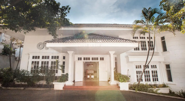 Capital O 332 Residence G17 Kemang, Book Hotel Hoteller i Mampang med pool, Swimmingpool