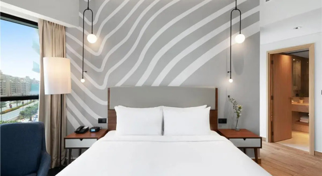 Adagio Premium The Palm