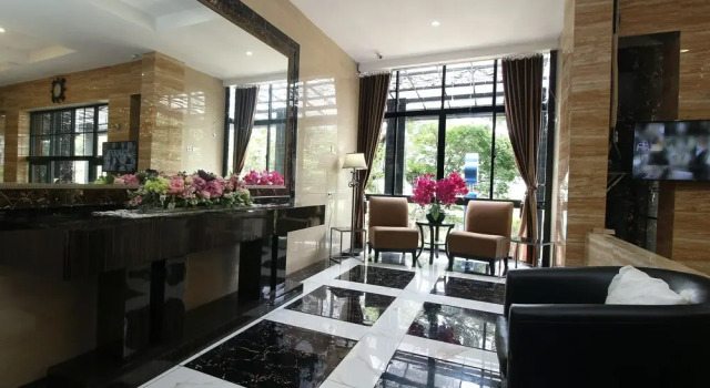 Arotel BSD