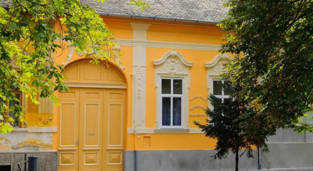 Gesztenye Apartman, Забронировать Апартаменты/квартира Мако Чонград, рядом с Термальные купальни «Хагиматикум»