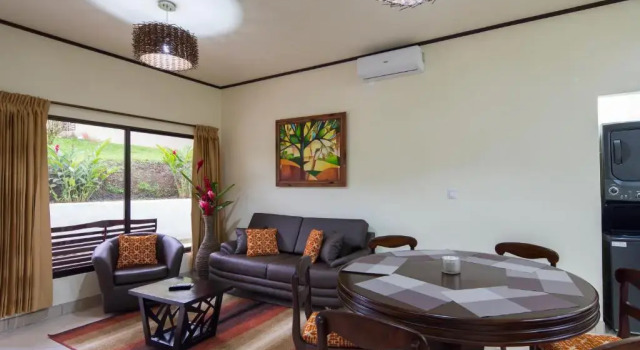 Вилла Arenal Volcano Inn