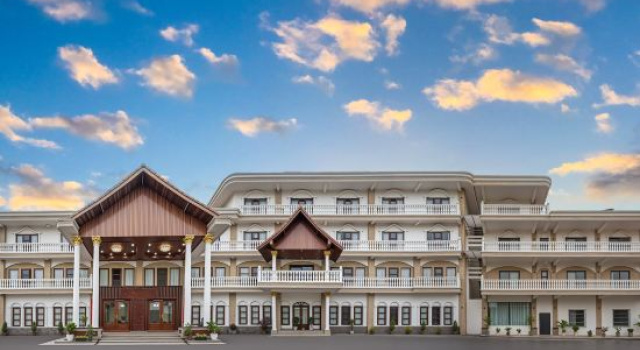 LAOS WEI YE NA H0TELComplimentary（ airport transfer requires advance reservation）