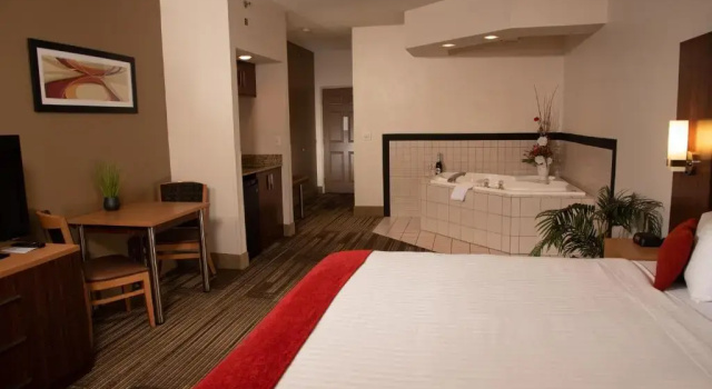 Номер Standard Northfield Inn Suites and Conference Center