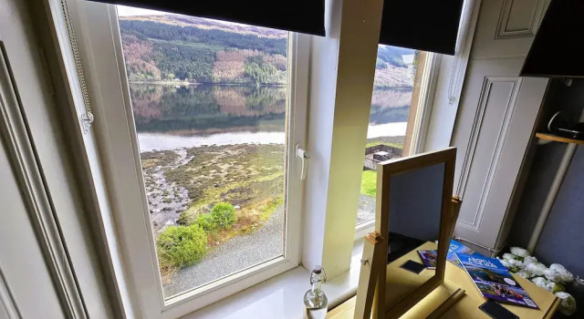 Двухместный номер Standard с видом на озеро Lochwood House B&B and Self Catering
