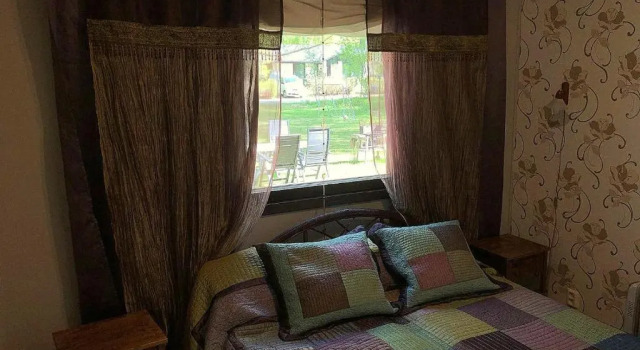 Raita House, Забронировать Отель Отели Савонлинна с парковкой, Парковка