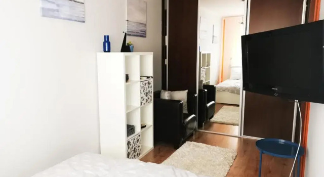 Sunshine Apartmanok Szeged, Забронировать Отель Сегед Чонград, рядом с New Synagogue