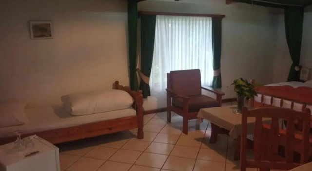 Одноместный семейный номер Deluxe Dik Dik Hotel
