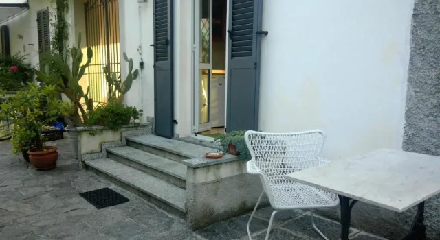 All'Ombra dei Tassi, Prenota Hotel Hotel a Como con parcheggio, Parcheggio