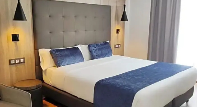 Taverna de la Sal Boutique Hotel, Prenota Hotel L'Escala Alt Empordà