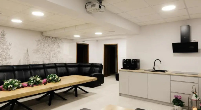 Royal Apartments & SPA Zakopane-Cyrhla, Book Apartment Hotels in Tatras with Parking, Parking