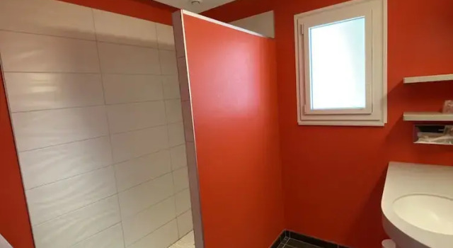 Номер Comfort Hôtel Restaurant & Spa LE VAL MORET