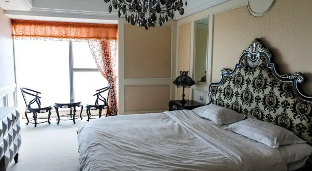 Апартаменты Qingdao Jinshan We Holiday Apt Wusi