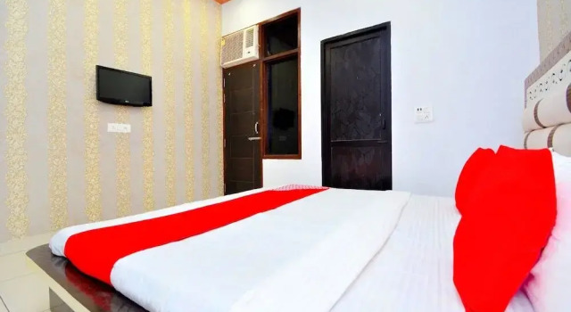 Hotel Celebration Inn by OYO Rooms, Book Hotel Ludhiana Punjab