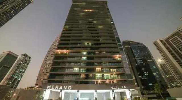 Luton Vacation Homes - Damac Maison Studio, Canal View