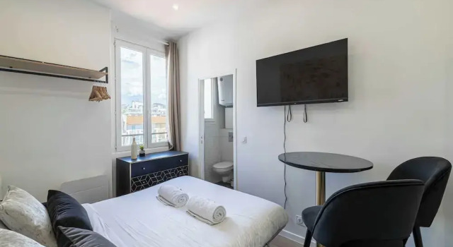 Gorgeous Studio for 2 Persons