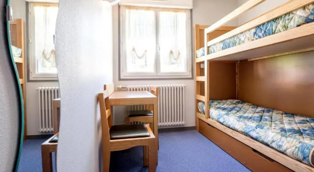 Четырёхместный номер Comfort Logis Hotel Le Cygne
