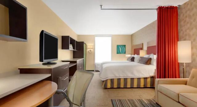 Четырёхместный люкс Home2 Suites by Hilton Baltimore/White Marsh