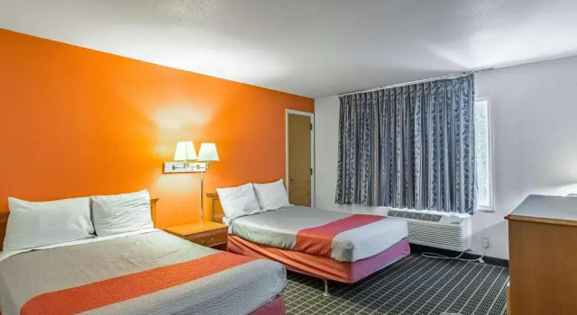Четырёхместный номер Deluxe Motel 6-Grand Rapids, MI - Northeast