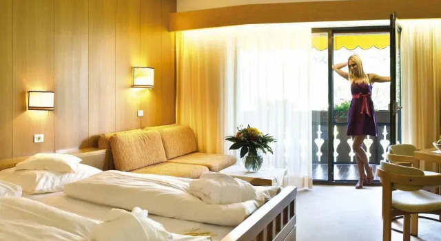 Hotel Wiesenhof, Забронировать Отель Лагундо Texel Group National Park